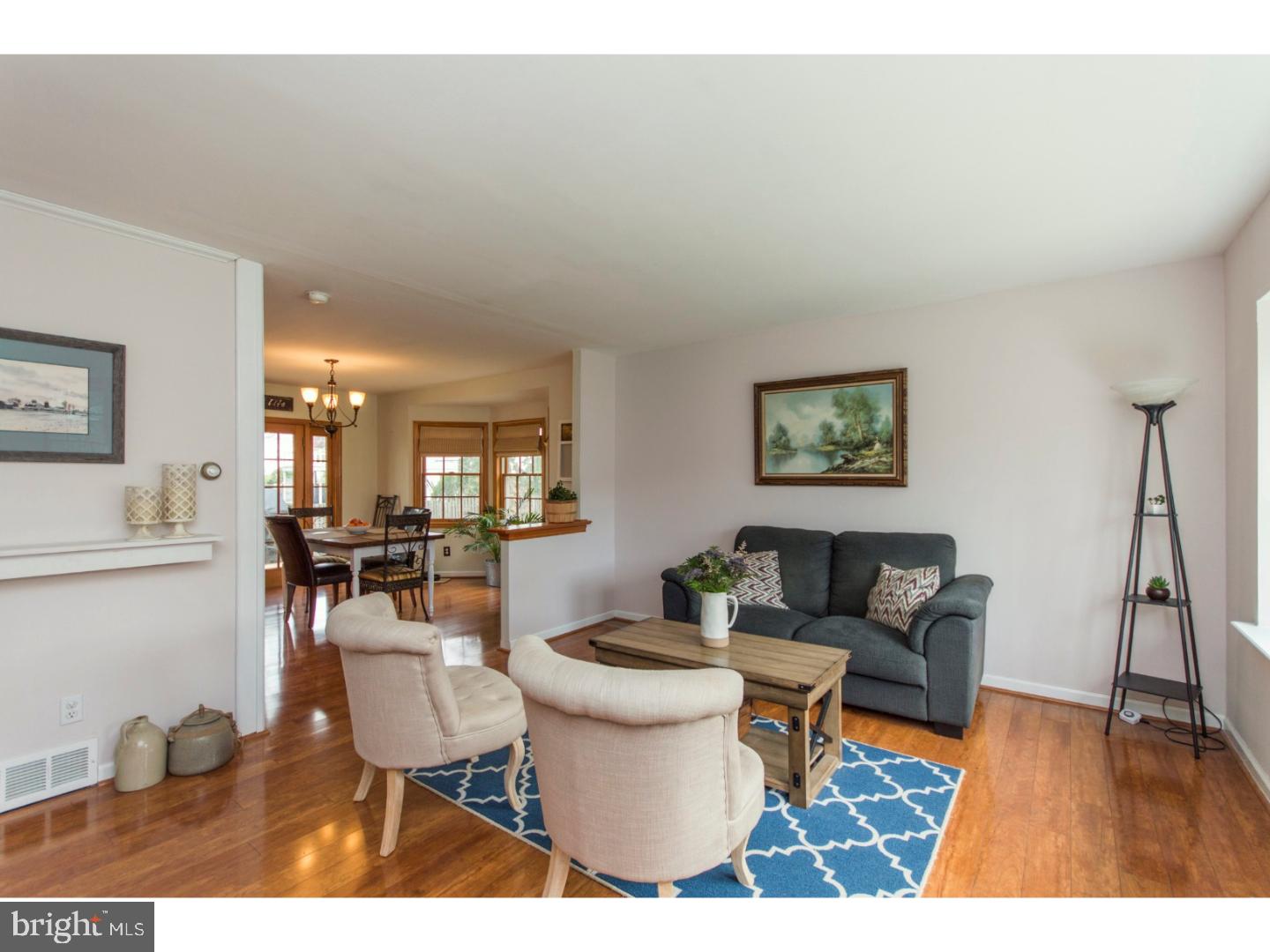 123 Devon Road Chalfont, PA 18914 - Photo 7 of 25 Living Room