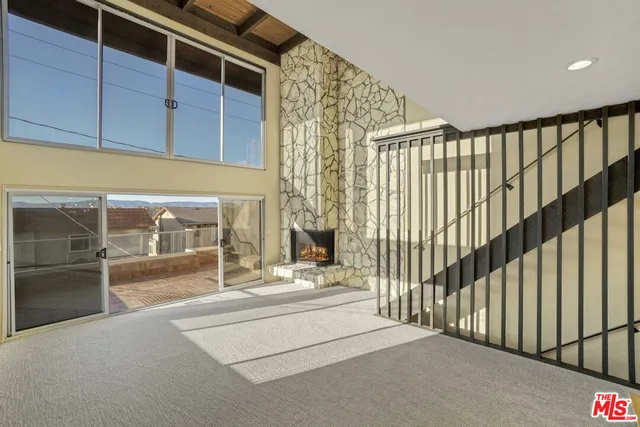 $5,995 | 364 Pershing Drive, Playa del Rey, CA 90293