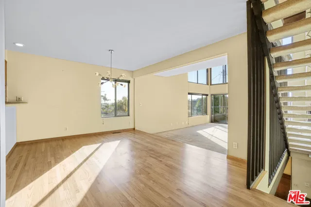 $5,995 | 364 Pershing Drive, Playa del Rey, CA 90293