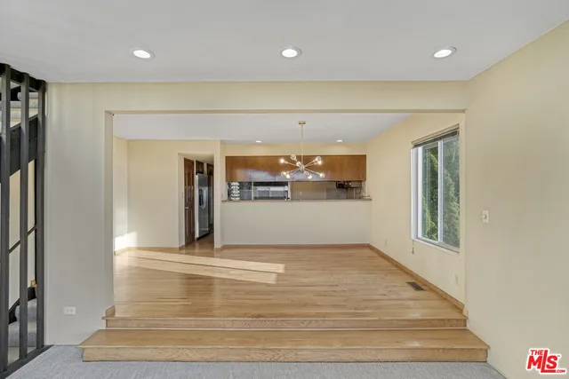 $5,995 | 364 Pershing Drive, Playa del Rey, CA 90293