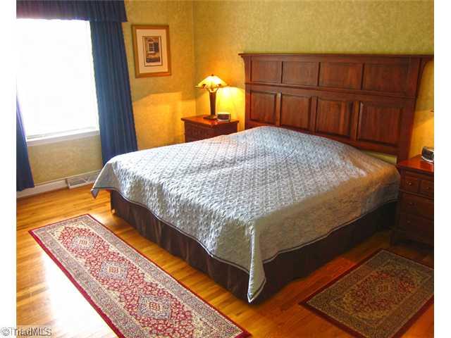 6330 Rustinburg Road Clemmons, NC 27012 - Photo 6 of 16 Master Bedroom.