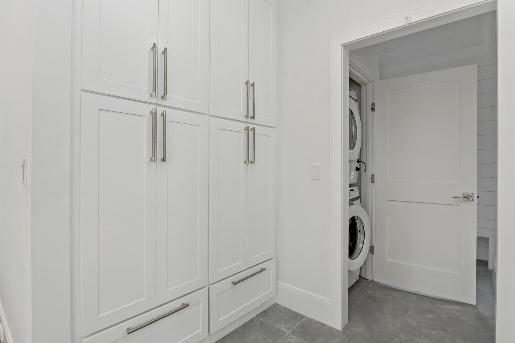 86 Rivers Edge Road East Falmouth, MA 02536 - Photo 15 of 39 Pantry \ Mudroom