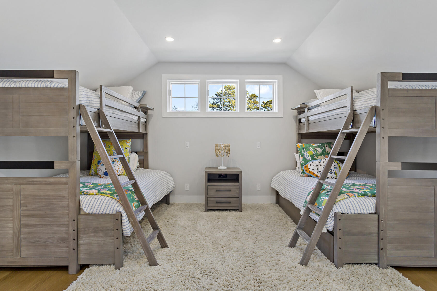 86 Rivers Edge Road East Falmouth, MA 02536 - Photo 28 of 39 Secondary Suite