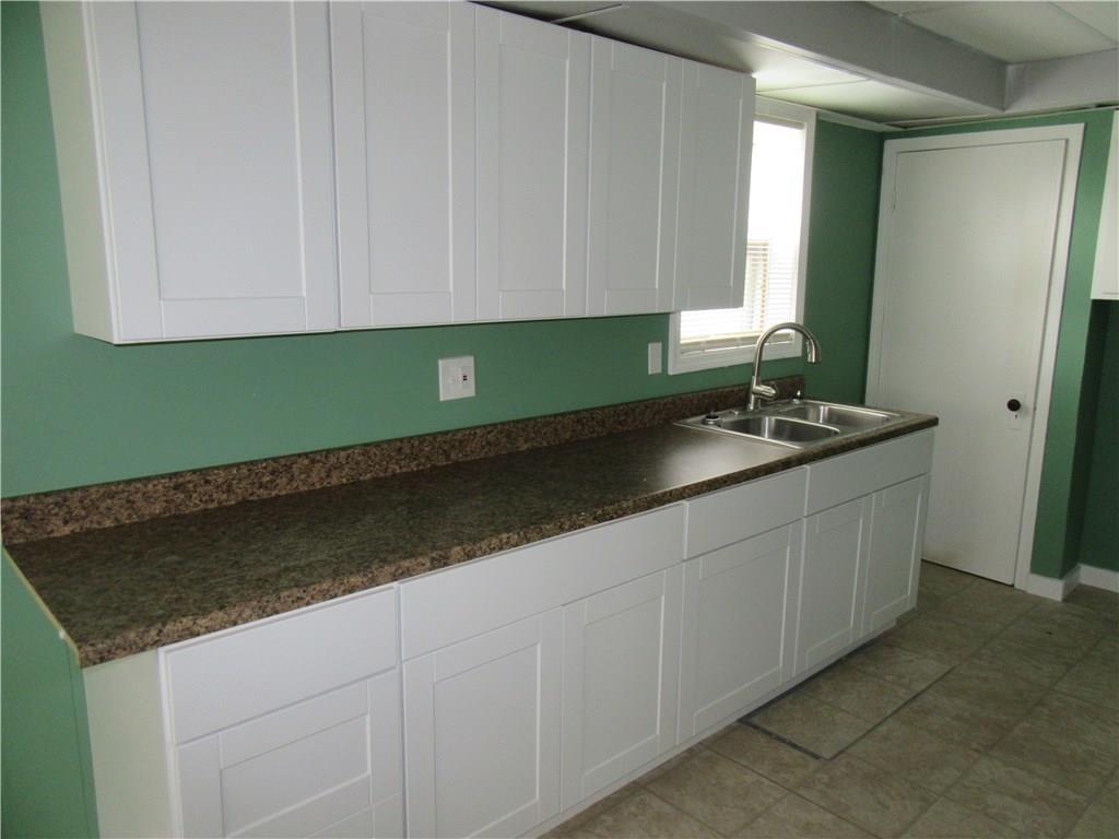 1628 West High Street Springfield, OH 45506 - Photo 5 of 12