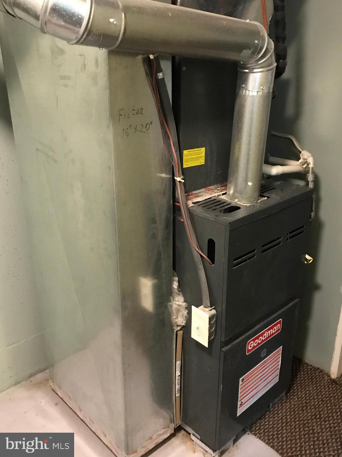 7542 Brockton Road Philadelphia, PA 19151 - Photo 23 of 25 Gas Heater