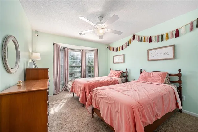 $389,900 | 1588 Columbine Court, Liberty, MO 64068