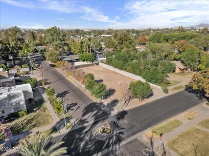 $329,000 | 1190 South Maple Avenue, Unit 1, Tempe, AZ 85281