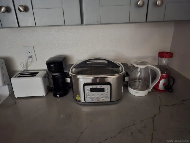 $2,550 | 6333 Mt Ada Road, Unit 168, San Diego, CA 92111