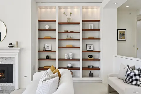 $2,600,000 | 24 Lagoon Vista, Tiburon, CA 94920