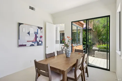 $2,600,000 | 24 Lagoon Vista, Tiburon, CA 94920