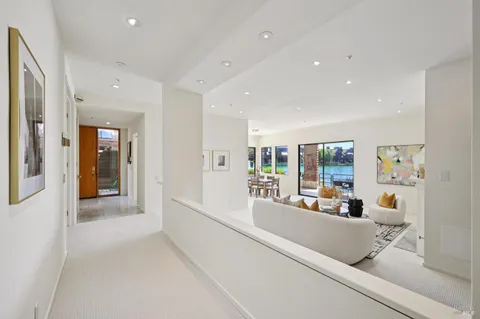 $2,600,000 | 24 Lagoon Vista, Tiburon, CA 94920