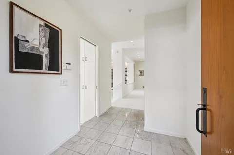 $2,600,000 | 24 Lagoon Vista, Tiburon, CA 94920