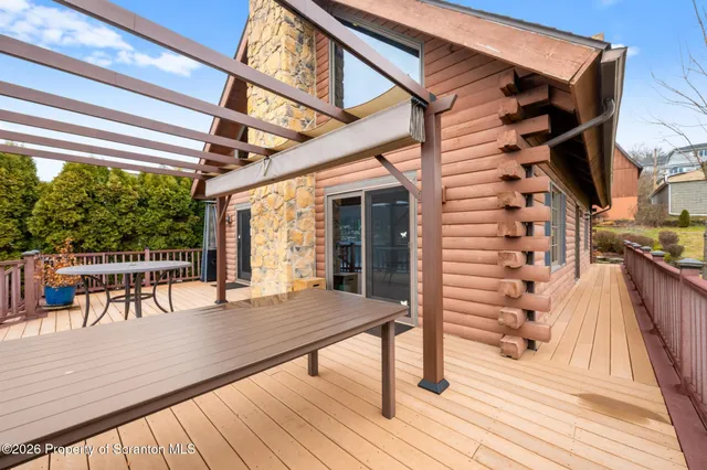 $1,475,000 | 327 Marina Lane, Factoryville, PA 18419