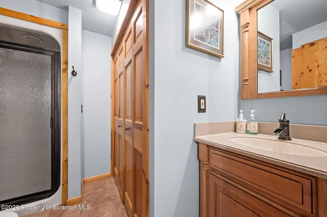 $1,475,000 | 327 Marina Lane, Factoryville, PA 18419