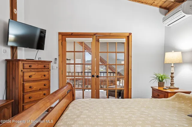 $1,475,000 | 327 Marina Lane, Factoryville, PA 18419