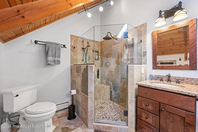 $1,475,000 | 327 Marina Lane, Factoryville, PA 18419