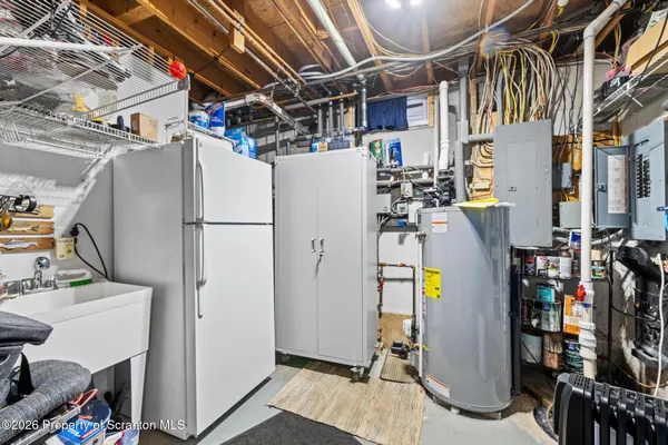 $1,475,000 | 327 Marina Lane, Factoryville, PA 18419