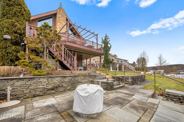 $1,475,000 | 327 Marina Lane, Factoryville, PA 18419