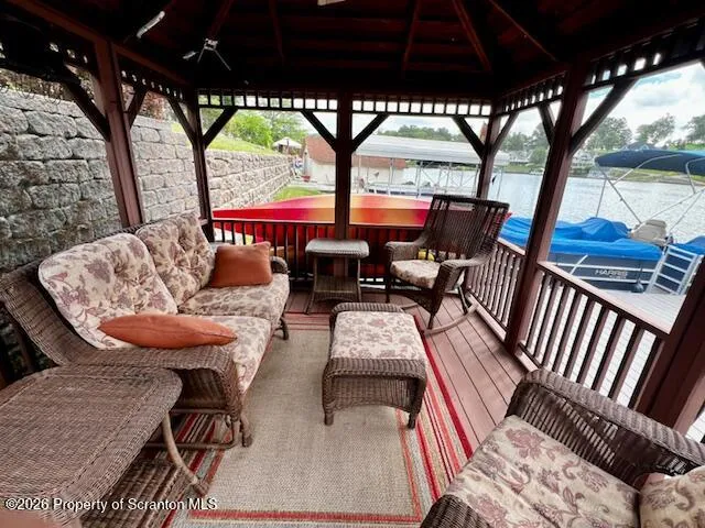 $1,475,000 | 327 Marina Lane, Factoryville, PA 18419