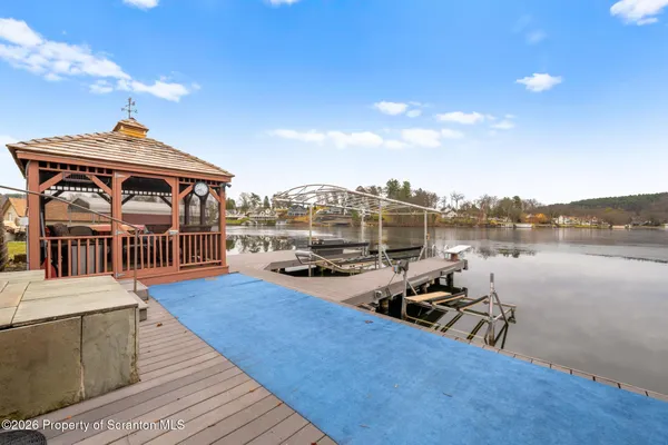 $1,475,000 | 327 Marina Lane, Factoryville, PA 18419