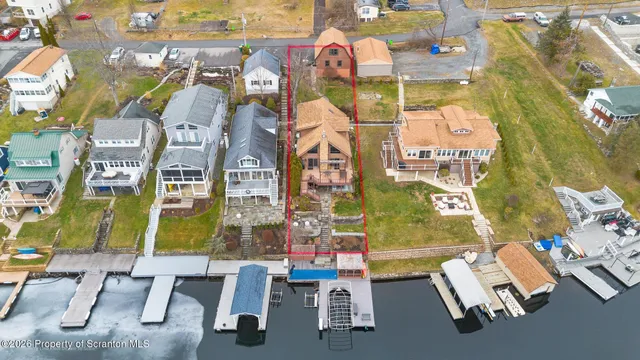 $1,475,000 | 327 Marina Lane, Factoryville, PA 18419