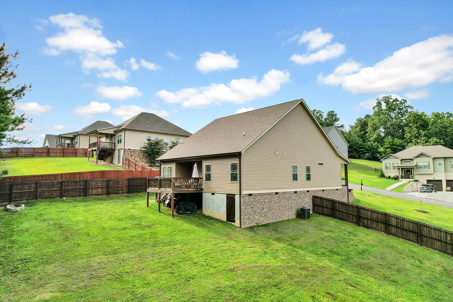 65 Senduro Pass Rock Spring, GA 30739 - Photo 5 of 32 5