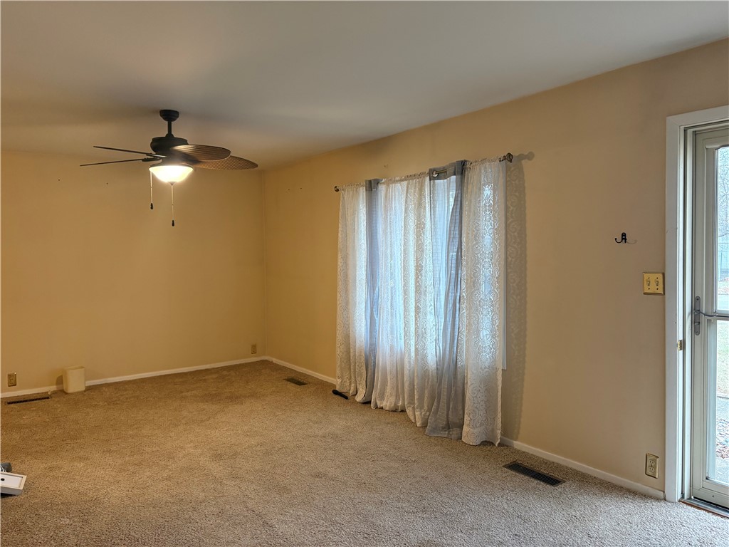 914 Sprague Road Hoopeston, IL 60942 - Photo 18 of 19