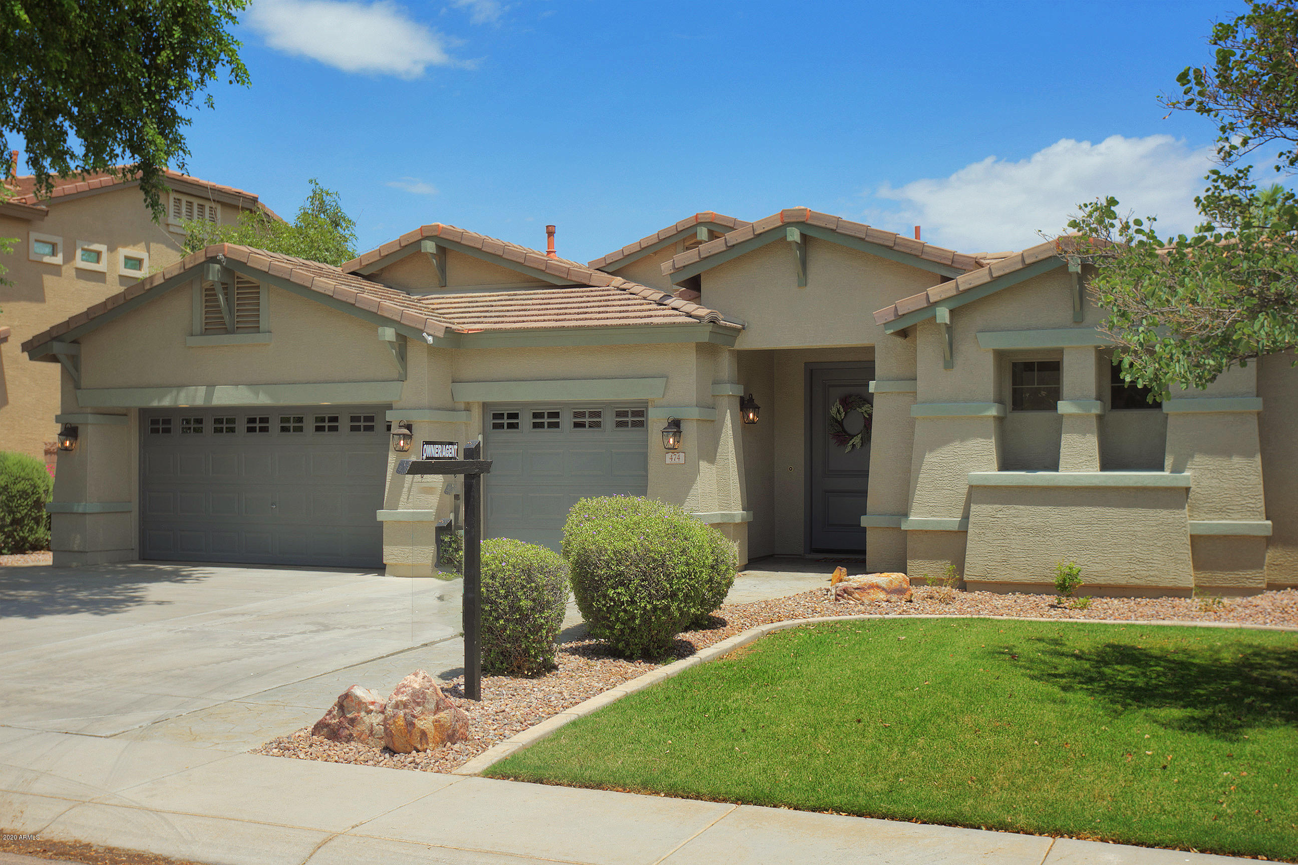 474 East Mary Lane Gilbert, AZ 85295 - Photo 2 of 26 474EMaryLn001