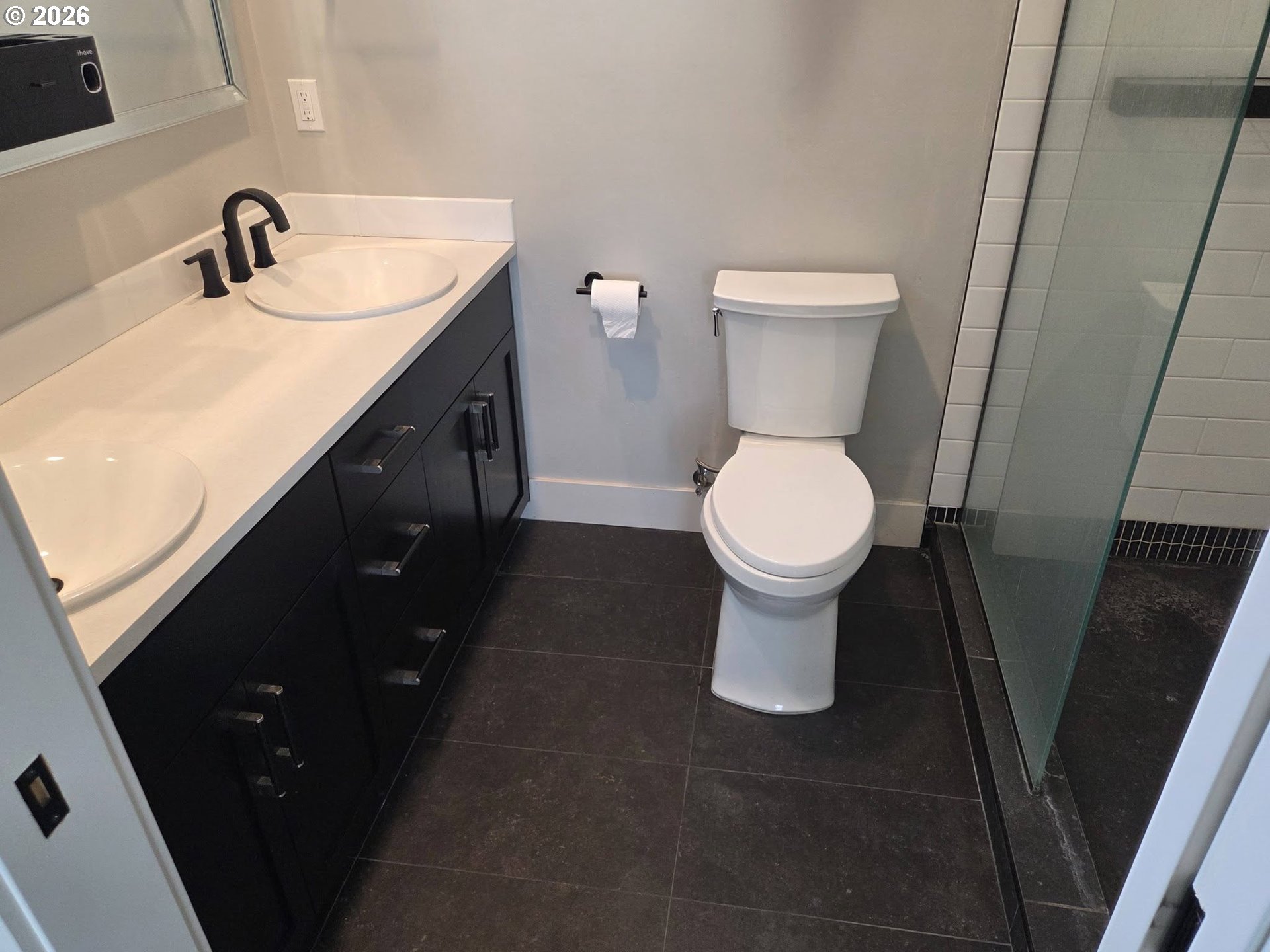 3346 Zane Lane Eugene, OR 97404 - Photo 10 of 17