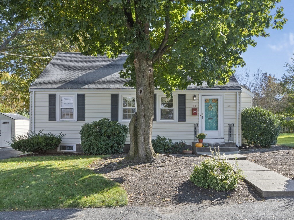 75 Charlotte Road Waltham, MA 02453 - Photo 1 of 33 Gallery Image 1