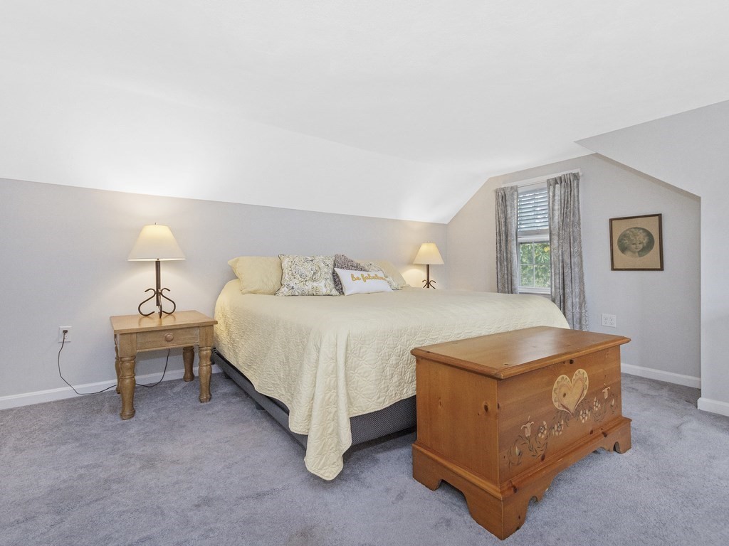 75 Charlotte Road Waltham, MA 02453 - Photo 15 of 33 Gallery Image 15