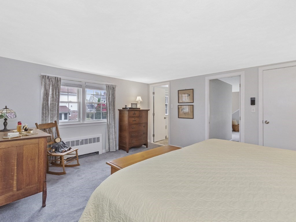 75 Charlotte Road Waltham, MA 02453 - Photo 17 of 33 Gallery Image 17