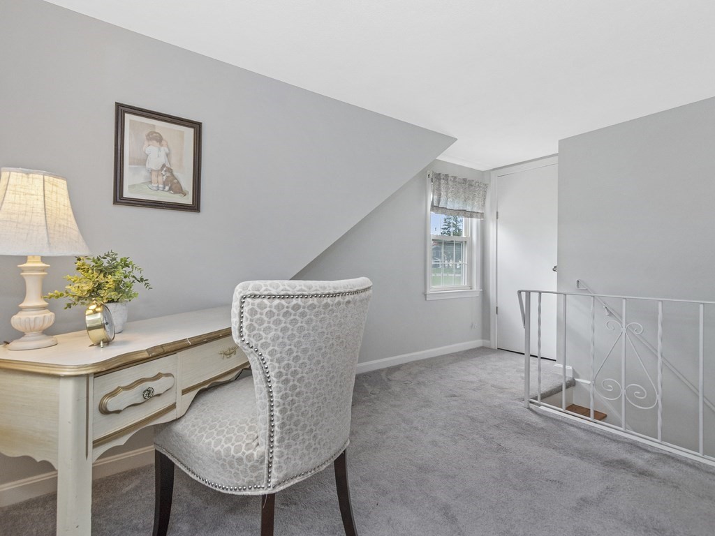 75 Charlotte Road Waltham, MA 02453 - Photo 19 of 33 Gallery Image 19
