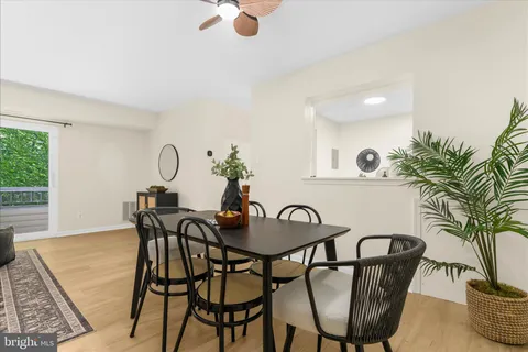 $249,000 | 20332 Beaconfield Terrace, Unit 20332, Germantown, MD 20874