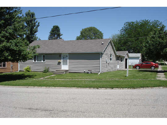 302 West Brayton Road Mount Morris, IL 61054 - Photo 1 of 6 Gallery Image 1