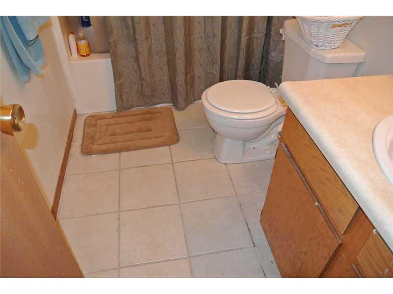 5341 Alameda Road Indianapolis, IN 46228 - Photo 12 of 18