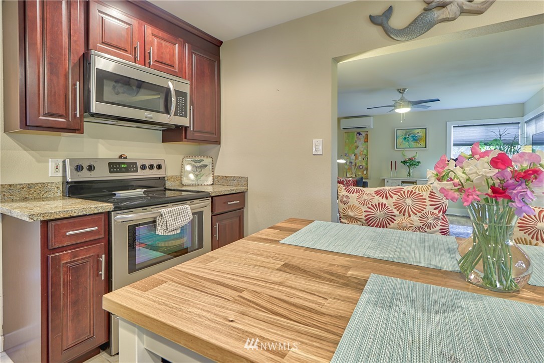 1047 South Rochester Street Tacoma, WA 98465 - Photo 11 of 28 Gallery Image 11