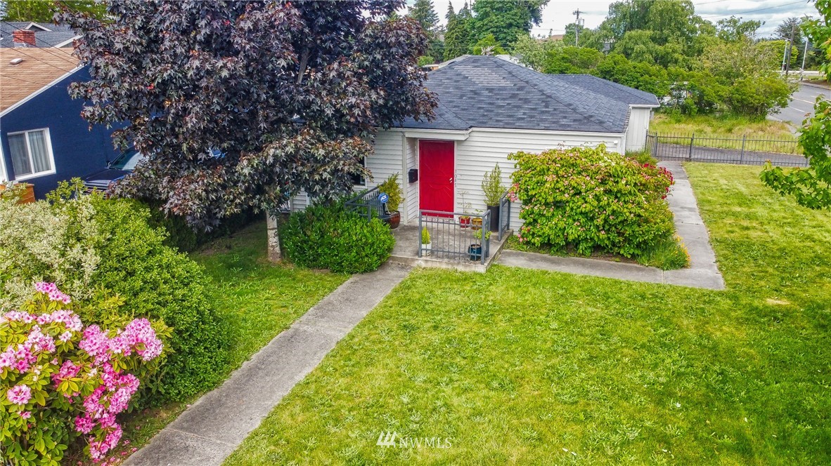 1047 South Rochester Street Tacoma, WA 98465 - Photo 23 of 28 Gallery Image 23