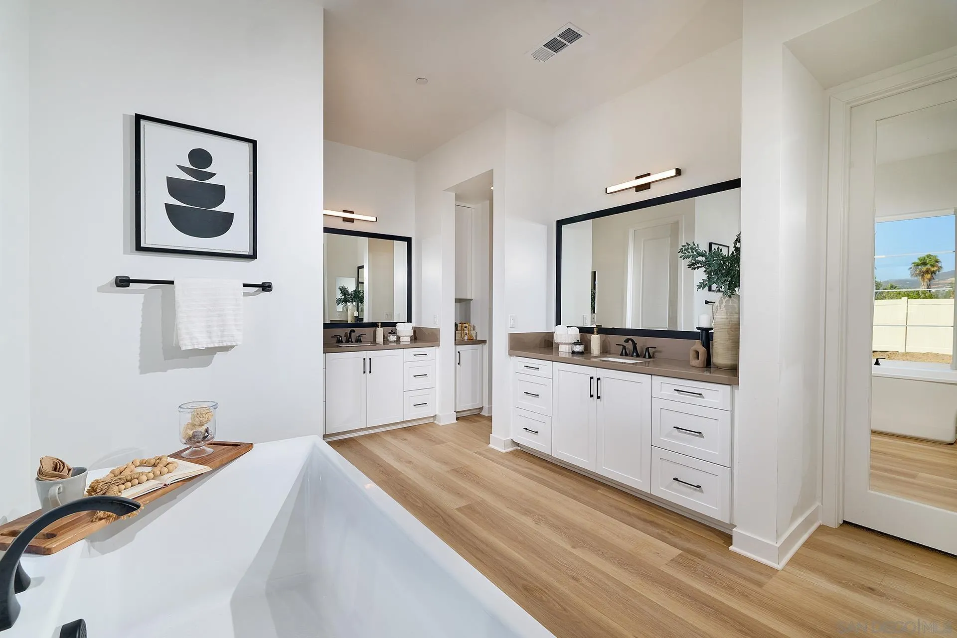 1741 Ishihara Road Vista, CA 92084 - Photo 17 of 33 Gallery Image 17