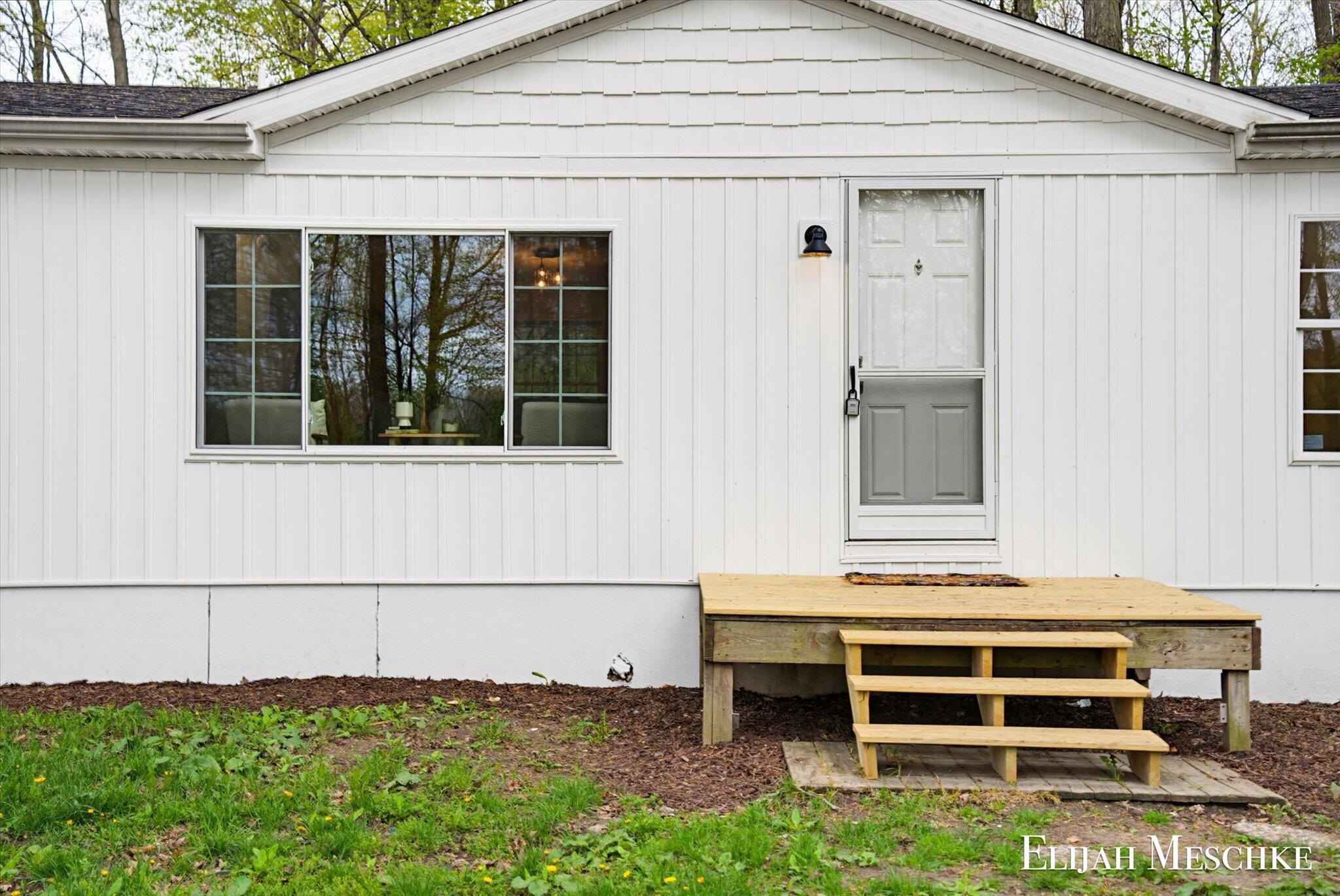 2910 Tobias Road Hastings, MI 49058 - Photo 3 of 42 05-DSC03683