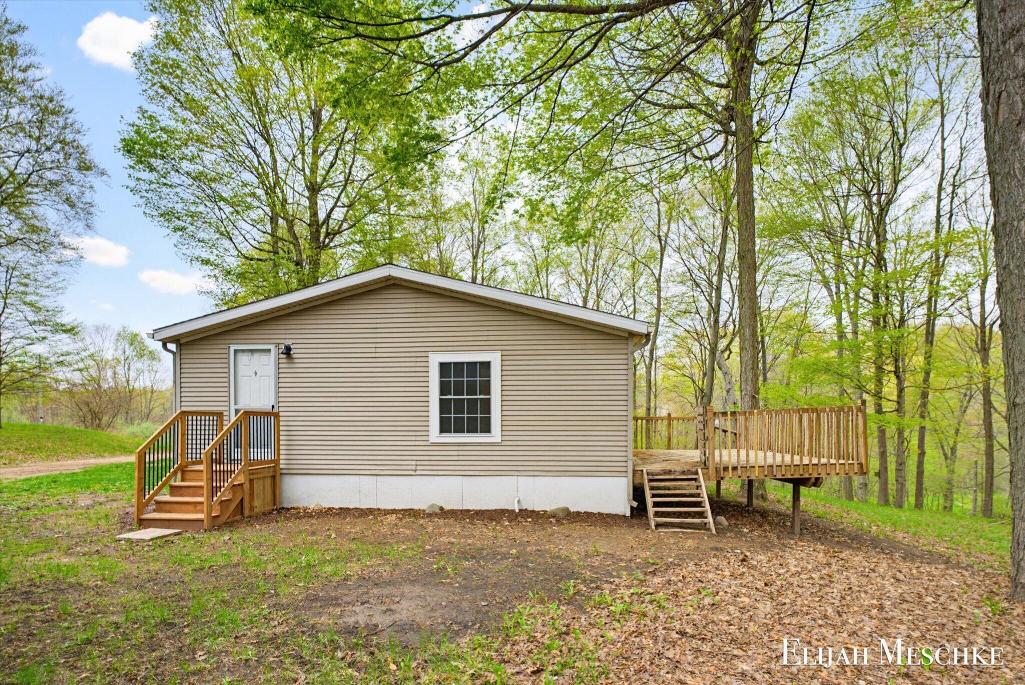 2910 Tobias Road Hastings, MI 49058 - Photo 33 of 42 09-DSC03722