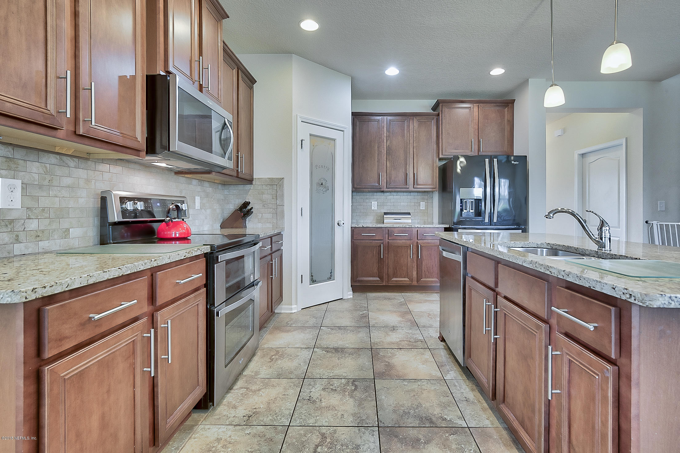 75017 Glen Spring Way Yulee, FL 32097 - Photo 3 of 29 Kitchen