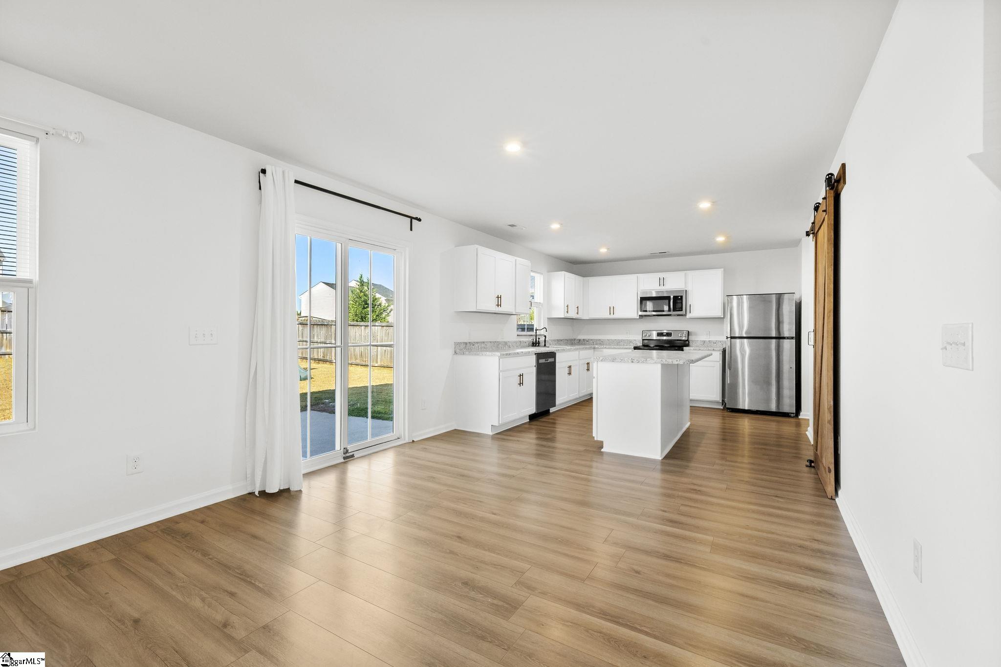 805 Danforth Drive Greenville, SC 29617 - Photo 11 of 41