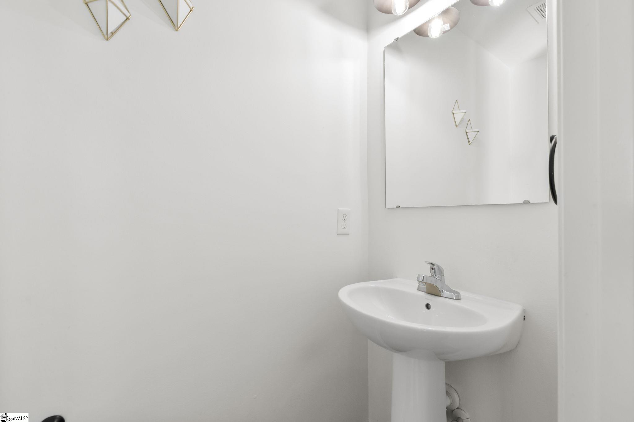 805 Danforth Drive Greenville, SC 29617 - Photo 16 of 41