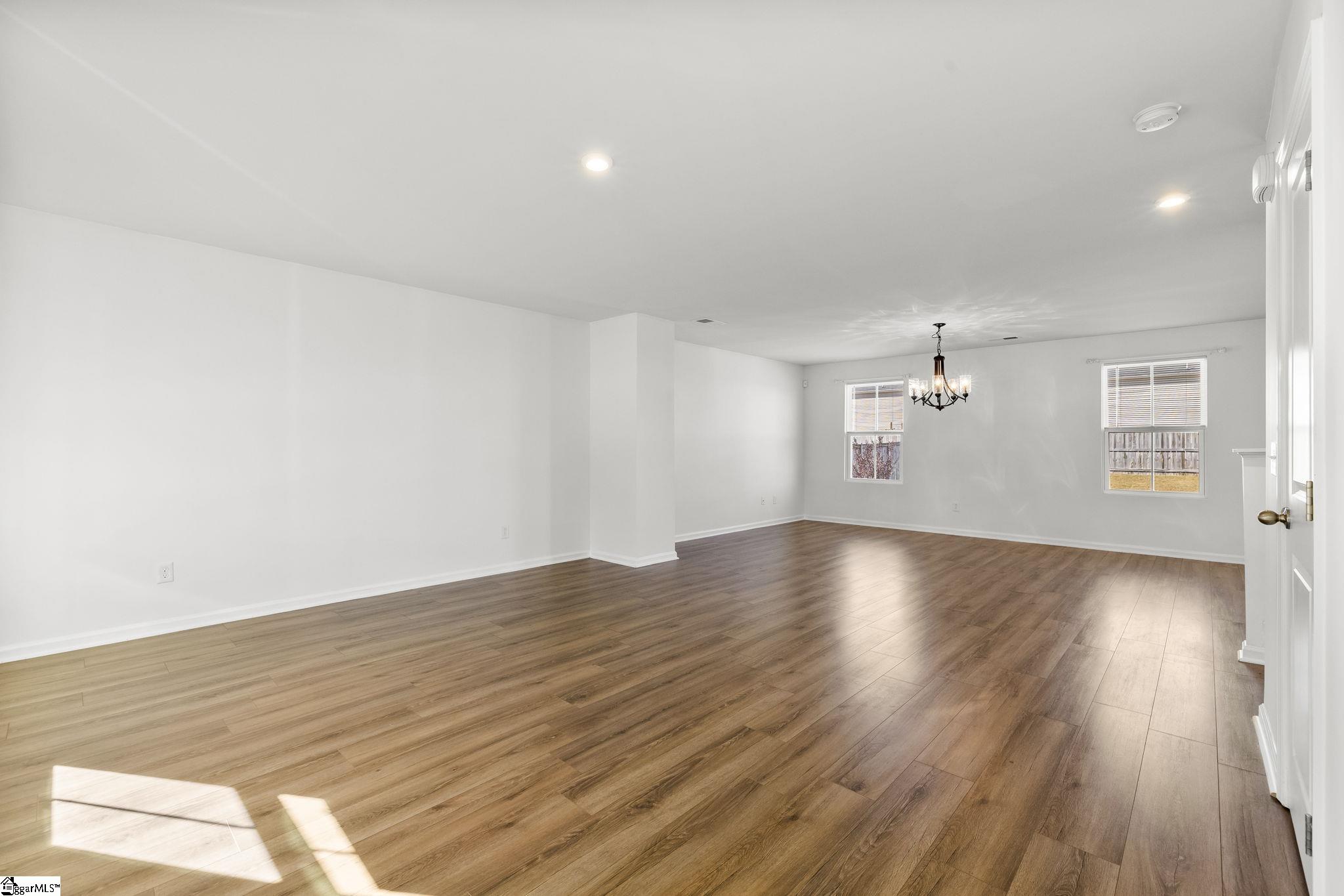 805 Danforth Drive Greenville, SC 29617 - Photo 5 of 41