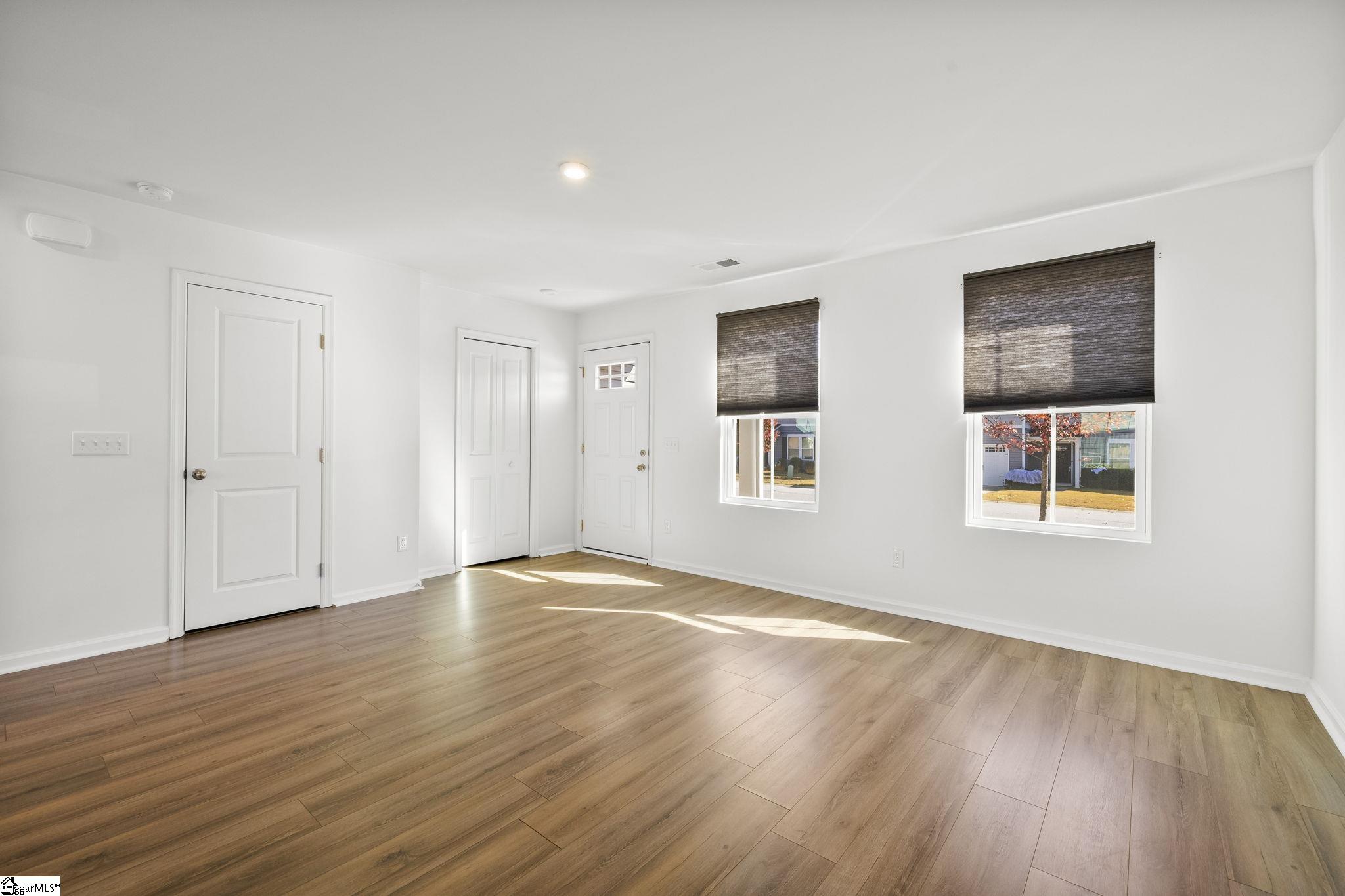 805 Danforth Drive Greenville, SC 29617 - Photo 8 of 41