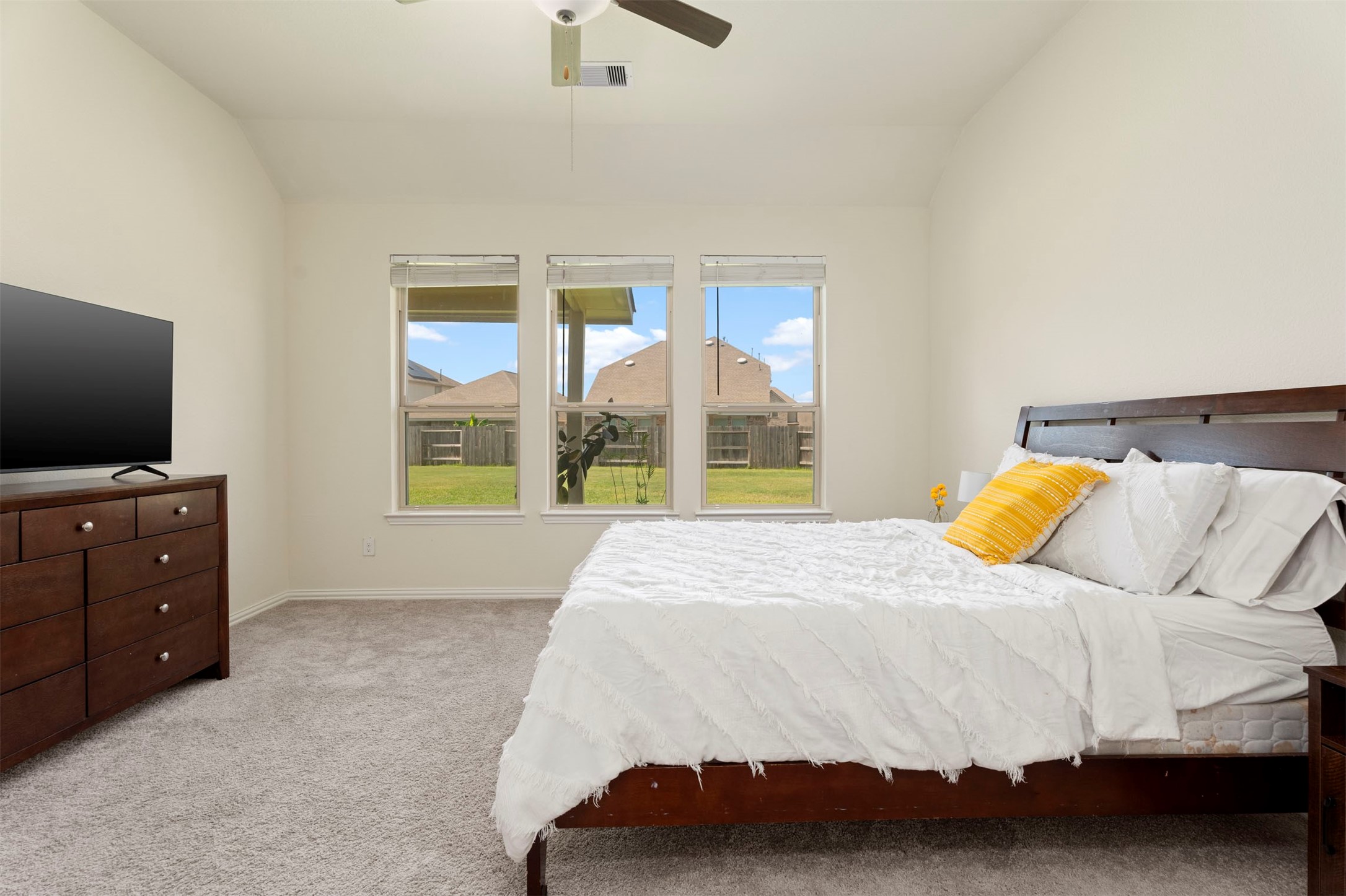 4710 Walnut Willow Ct Spring Spring, TX 77386 - Photo 15 of 42 Primary bedroom