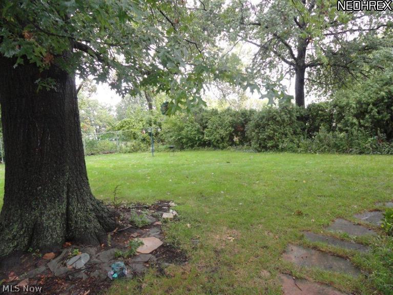 9517 David Road Garfield Heights, OH 44125 - Photo 21 of 25