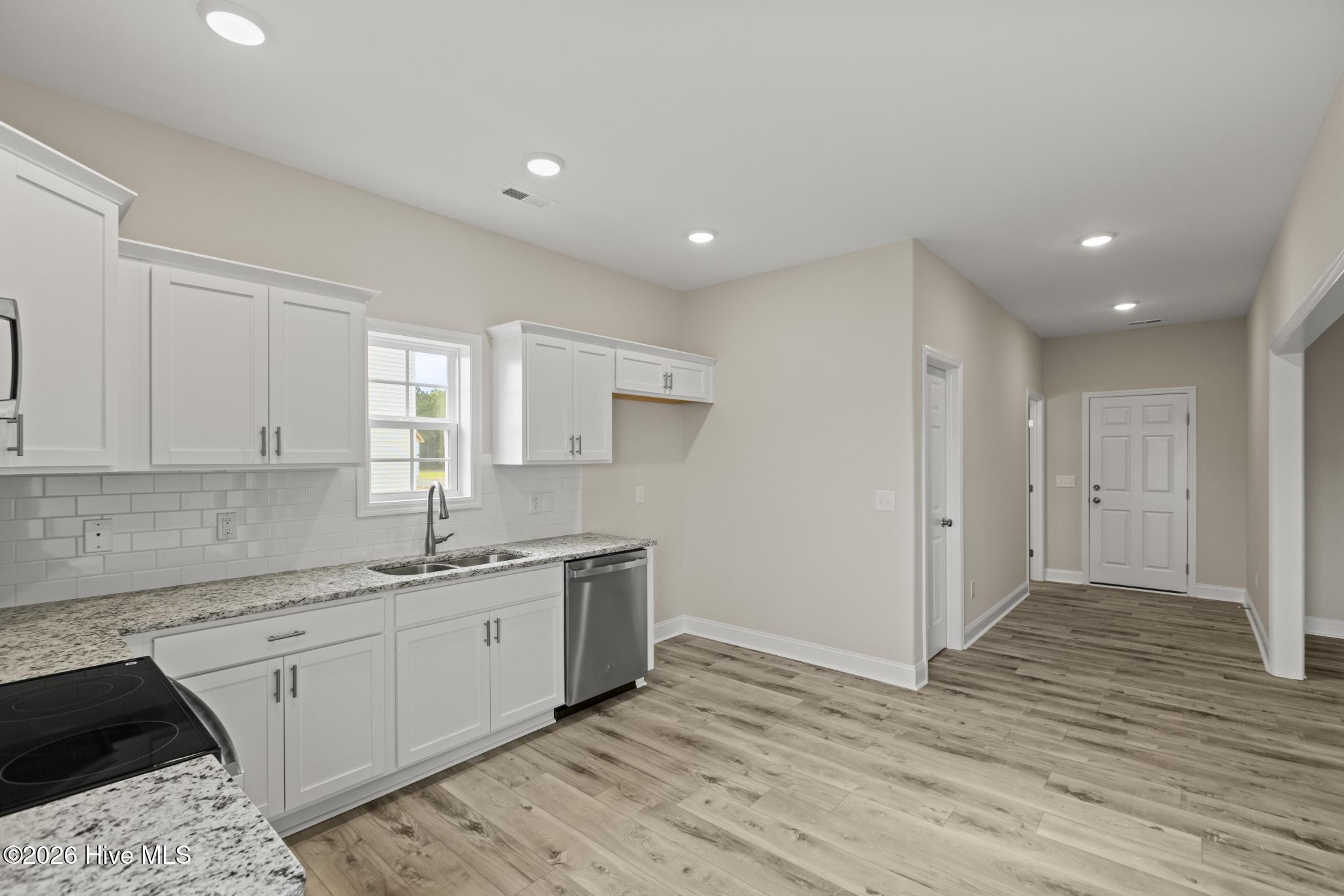 909 Wild Azalea Way Hubert, NC 28539 - Photo 10 of 31 425A1538