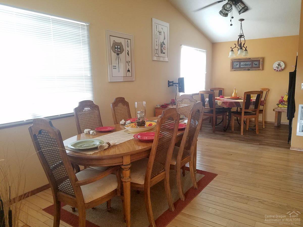 22221 Nelson Road Bend, OR 97701 - Photo 10 of 24 Gallery Image 10
